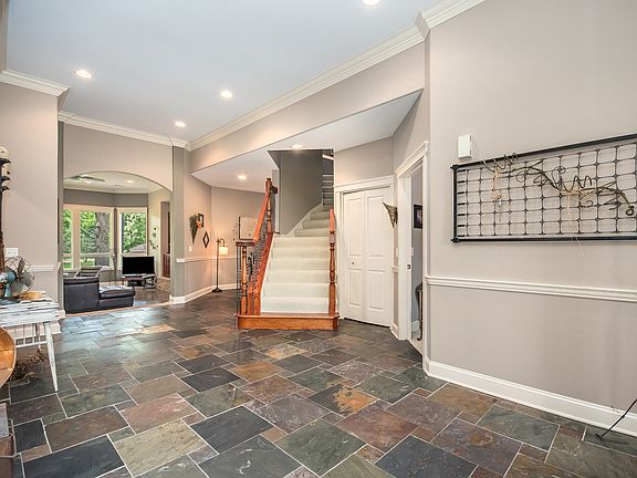 5th image of 21028 S States Ln