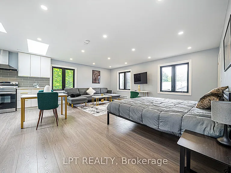 919 Lake Dr N #2 — Photo 9