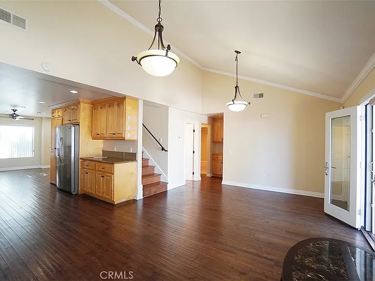 14722 Comet St — Photo 9