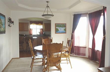 4th image of 19615 85th Ave E