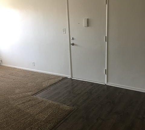 4th image of 541 W Flora St APT 11