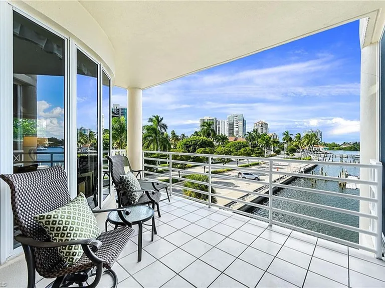 4560 Gulf Shore Blvd N #3-213 — Photo 23