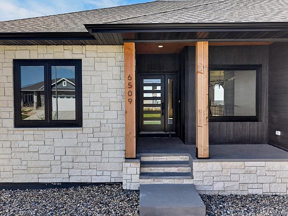 4th image of 6509 E Fieldview St