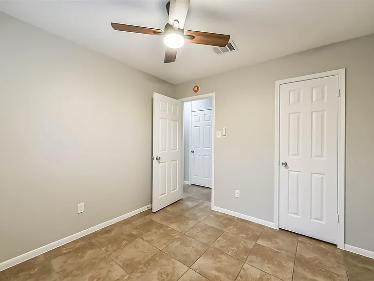 18515 Meadows Way Dr — Photo 20