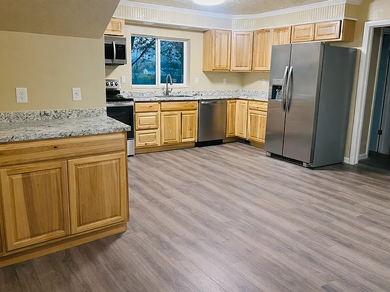 13275 N 4400 W — Photo 2
