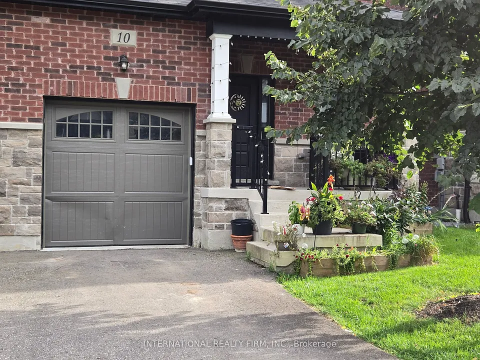 10 Gord Matthews Way