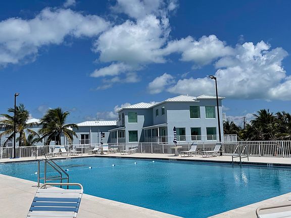 2nd image of 10877 Overseas Hwy APT 66