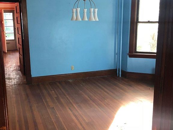 3rd image of 1 Lincoln Ave