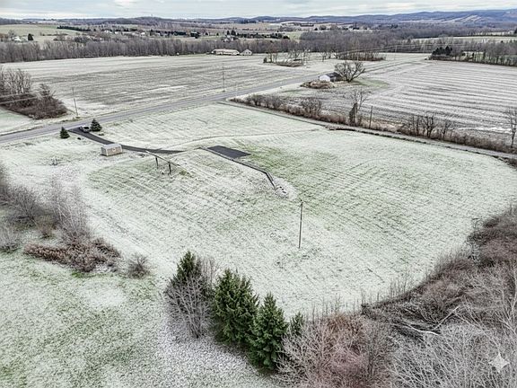 4th image of 2654 Whalen Rd