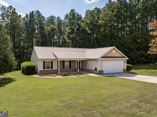 94 Pinewood Cir, Colbert, GA 30628