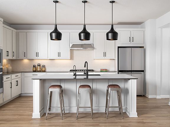 La Cima - McKinney Interior Image 4