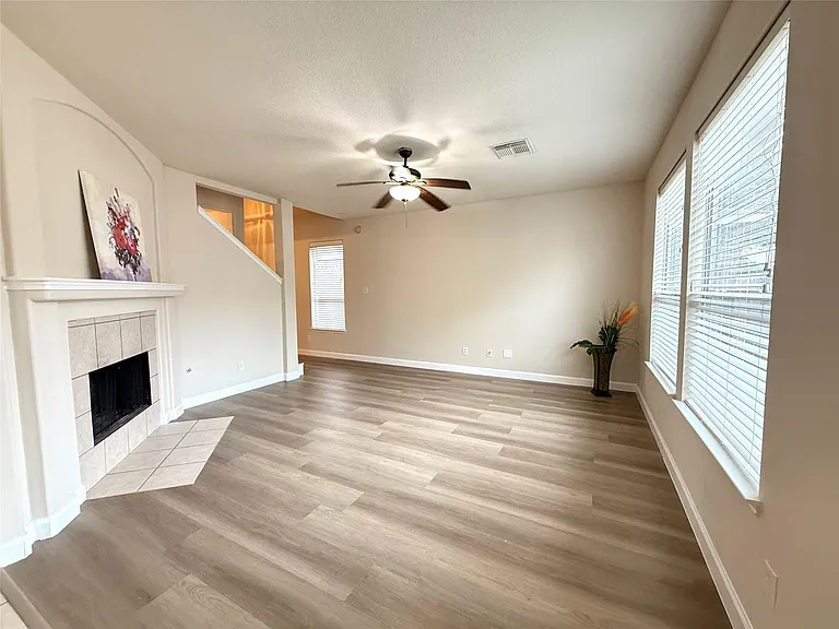 26430 Richwood Oaks Dr — Photo 5