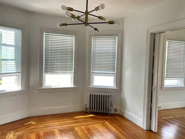 87 E Manning St #2, Providence, RI 02906