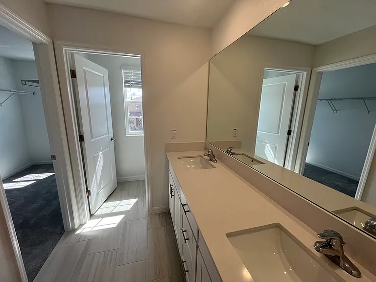 11317 Radiant Shore Loop — Photo 15
