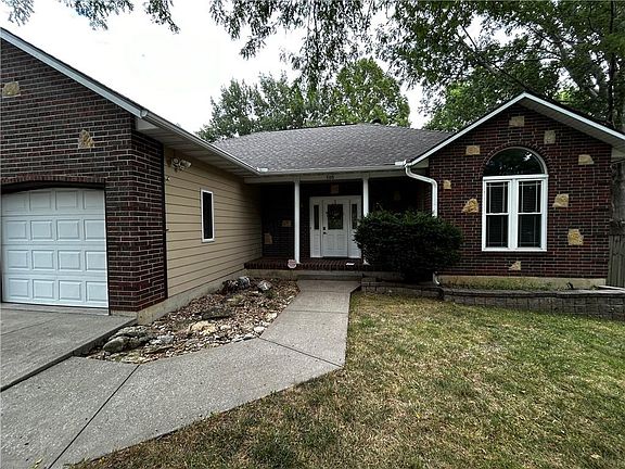 4th image of 508 NW Delwood Dr