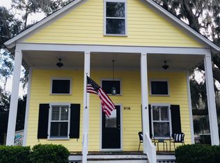 919 11th St, Pt Royal, SC 29935