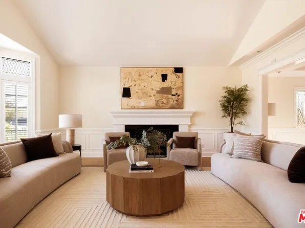 4381 Avenue Lemp, Studio City, CA 91604