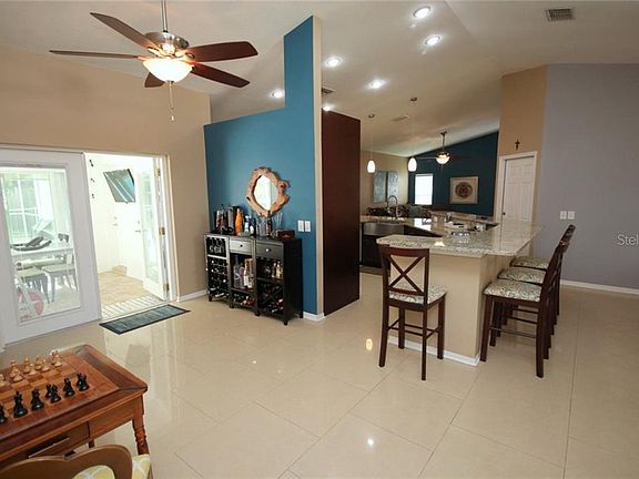 5th image of 15008 Rocky Ledge Dr