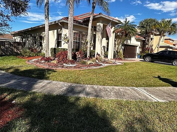 2nd image of 17089 NW 16th St