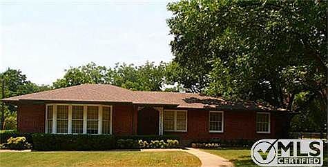 1st image of 8409 Santa Clara Dr