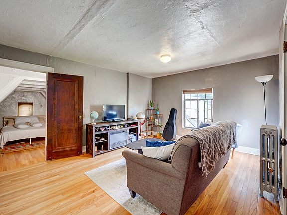 2nd image of 637 S Connecticut Ave #5
