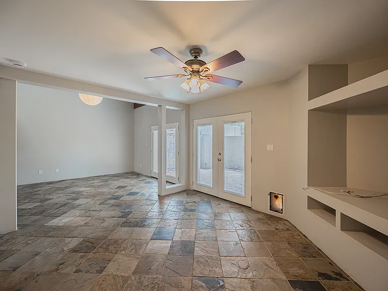 4922 N 42nd Way — Photo 9