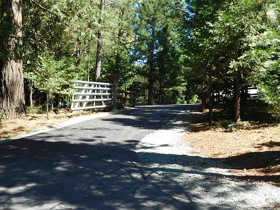 2nd image of 19088 Pine Dr E