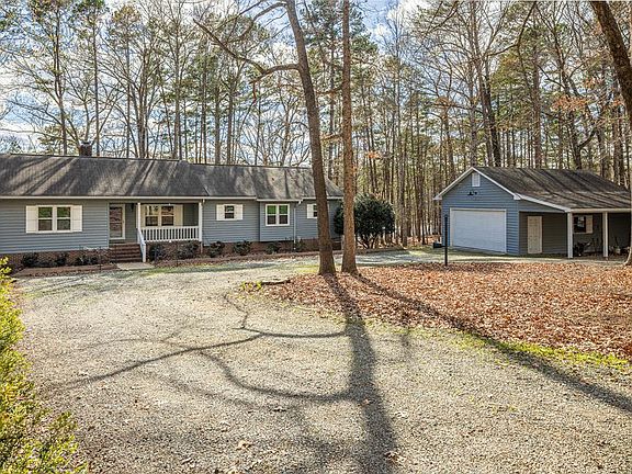 2nd image of 508 Hazelnut Dr