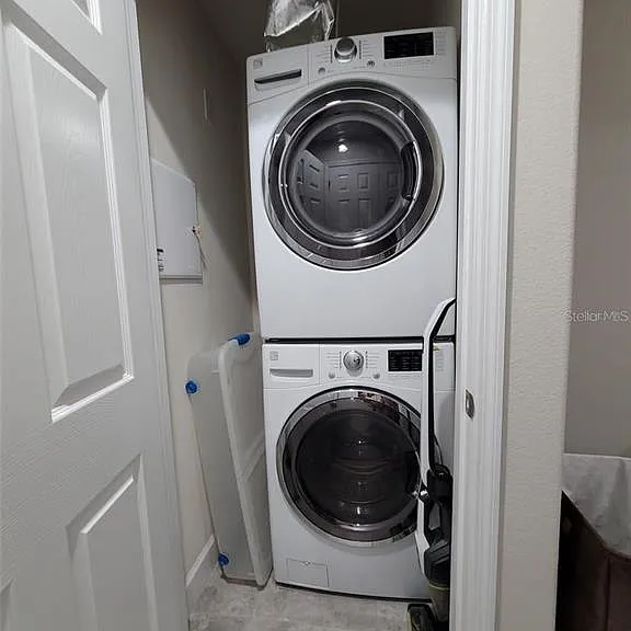 2910 Windmill Dr — Photo 7