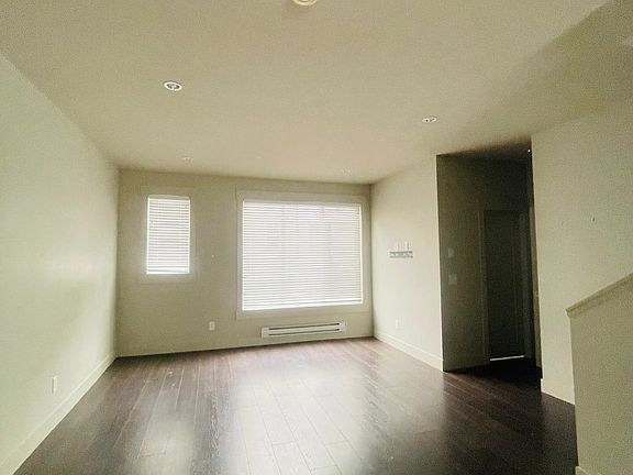 5th image of 14499 64th Ave #30