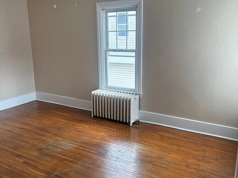 209 S Washington St — Photo 6