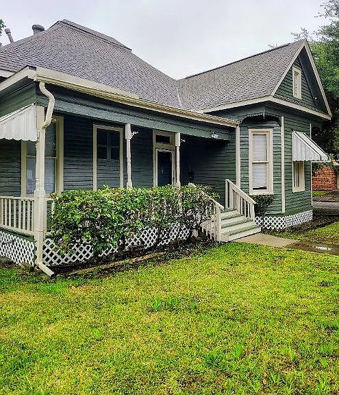 3104 Stonewall St — Photo 2