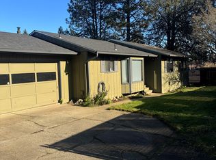 867 George St NW, Salem, OR 97304