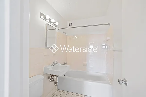 Rented by Brookfield (Funnel) | media 32