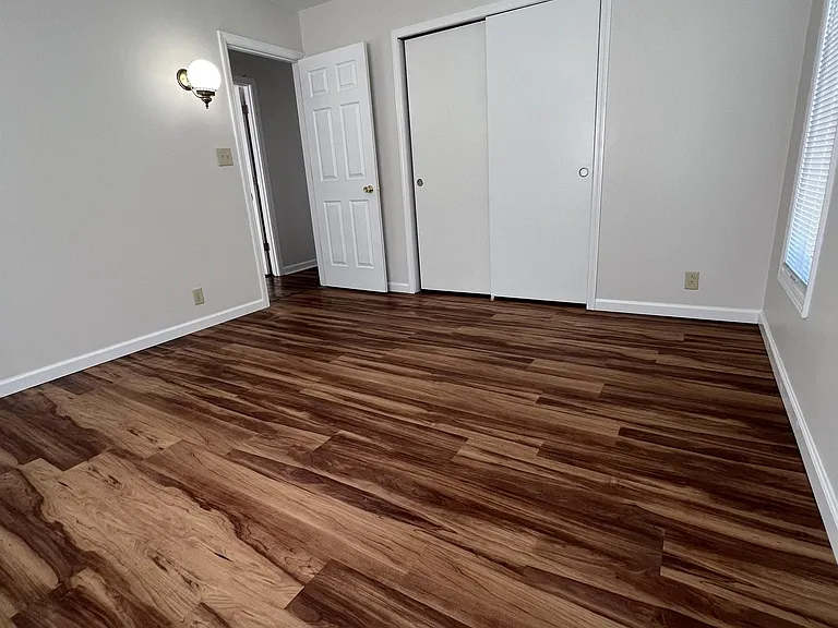 17 E Blaine St — Photo 20