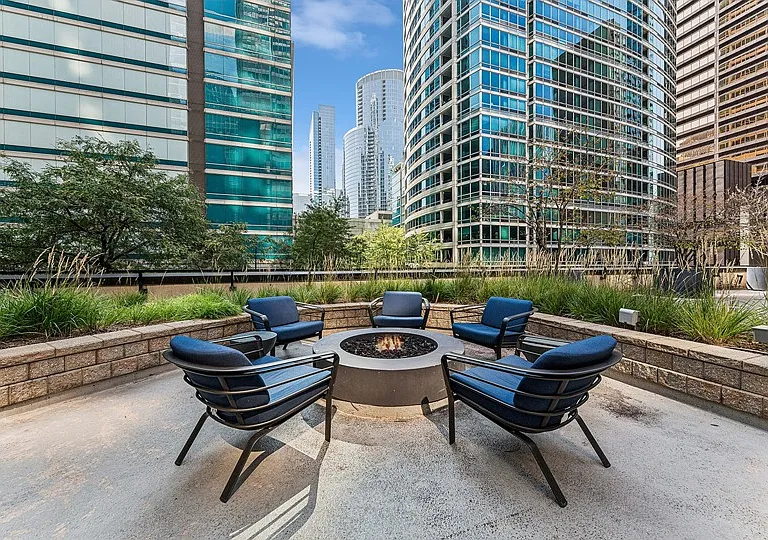 Arrive Streeterville — Photo 39