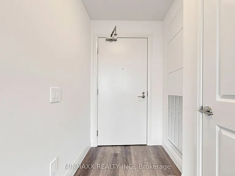1333 Weber St E #710 — Photo 26