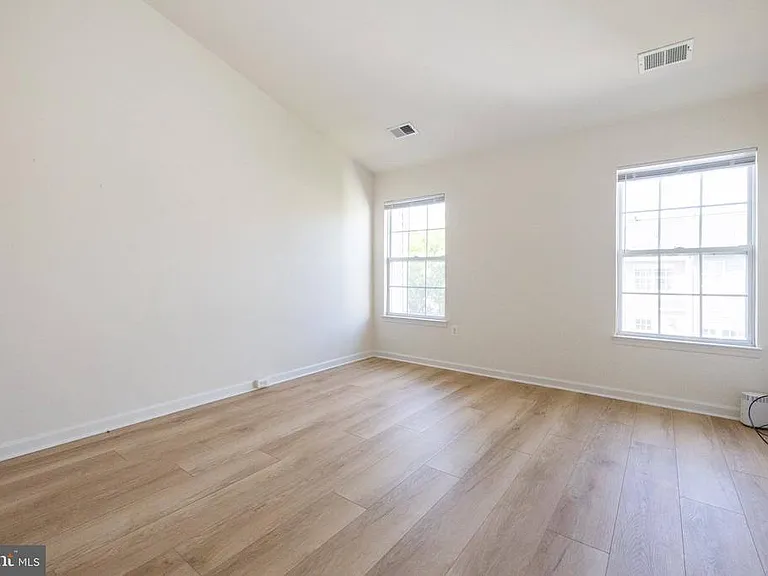 2456 Covered Wagon Ct — Photo 16