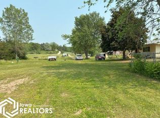 7606 Cliffland Rd, Ottumwa, IA 52501