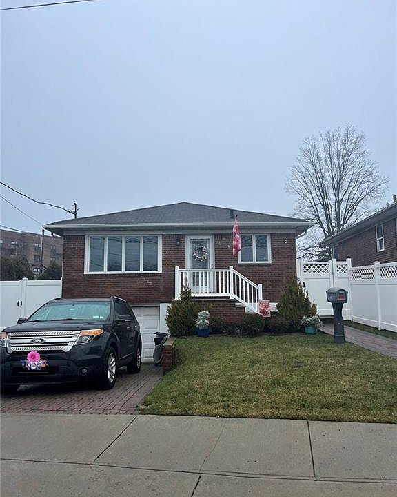 1st image of 6 Sparkill Ave