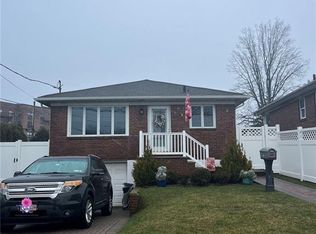 6 Sparkill Ave, Staten Island, NY 10304