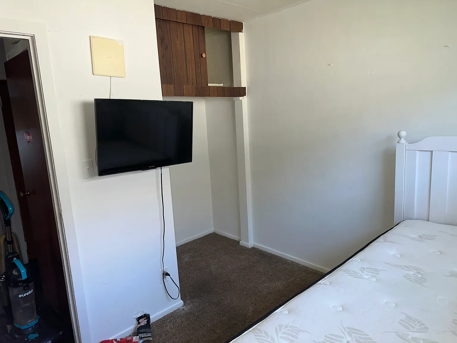 3 bed, 672 sqft, $925 — Photo 1
