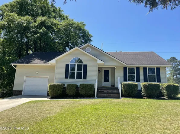 47 Forestdale Dr, Cameron, NC 28326