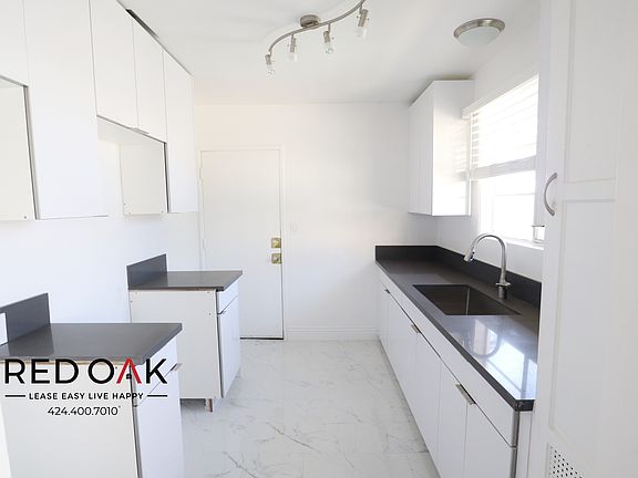 3rd image of 3717 W Mont Clair St #3