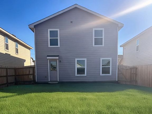 2nd image of 2853 Autumnwood Way