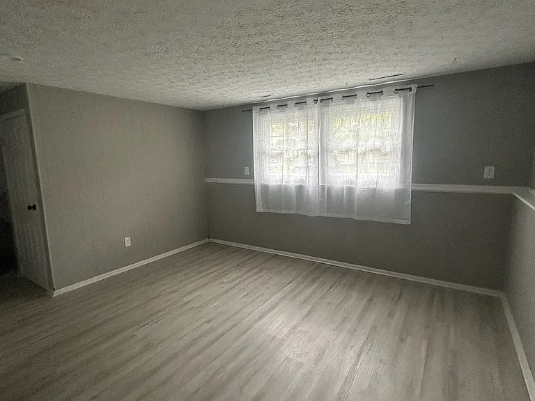 4215 Bitterroot Dr — Photo 17