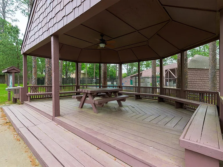 438 E Fair Harbor Ln — Photo 33
