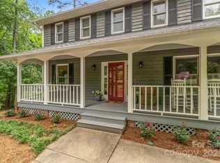 23 Forest Edge Dr, Asheville, NC 28806