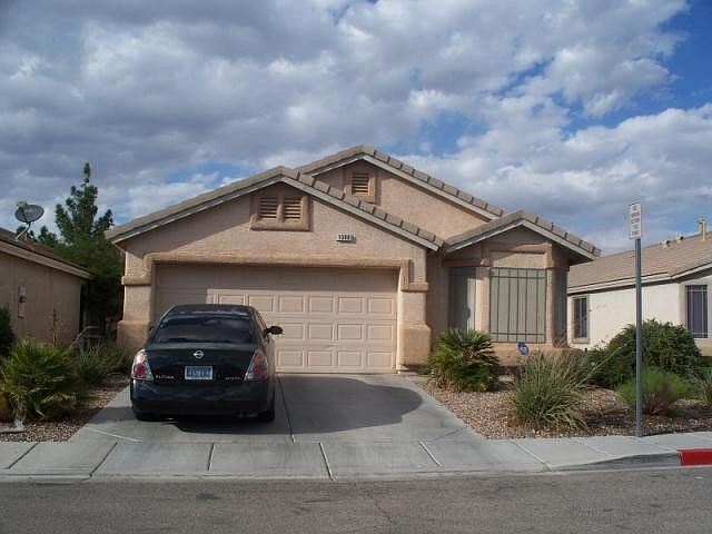1st image of 1088 Ashwood Bay Ave