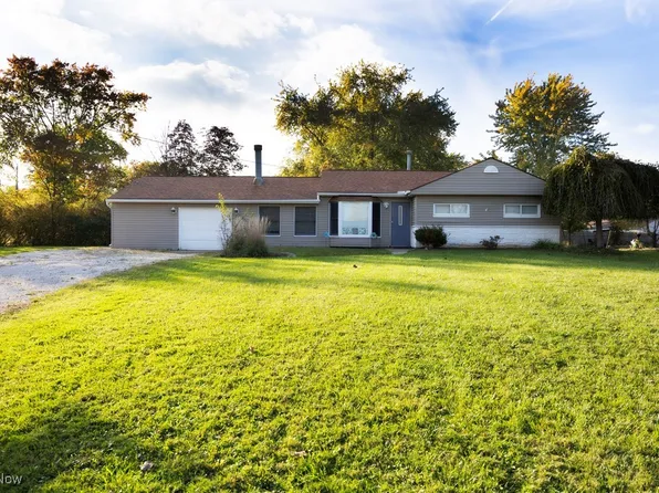 1864 Huntington Cir, Brunswick, OH 44212